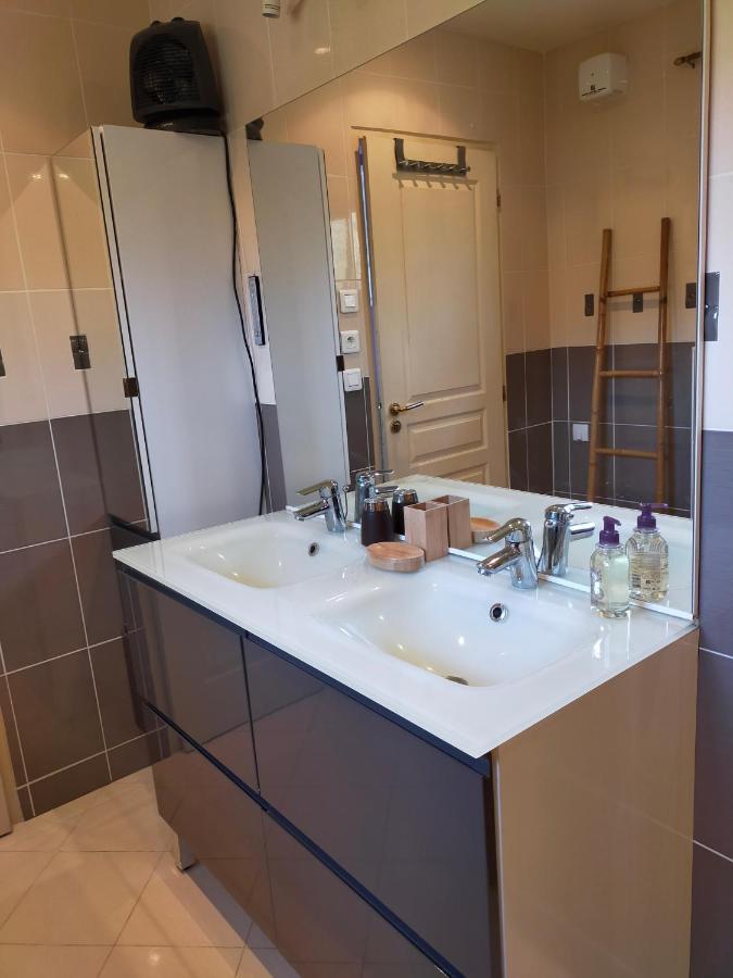 Holly Wood Apartment Ault Bagian luar foto